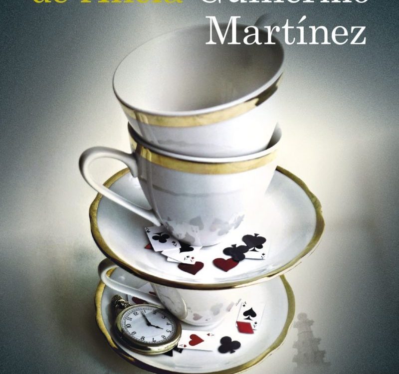 portada del libro los crimenes de alicia de guillermo martinez
